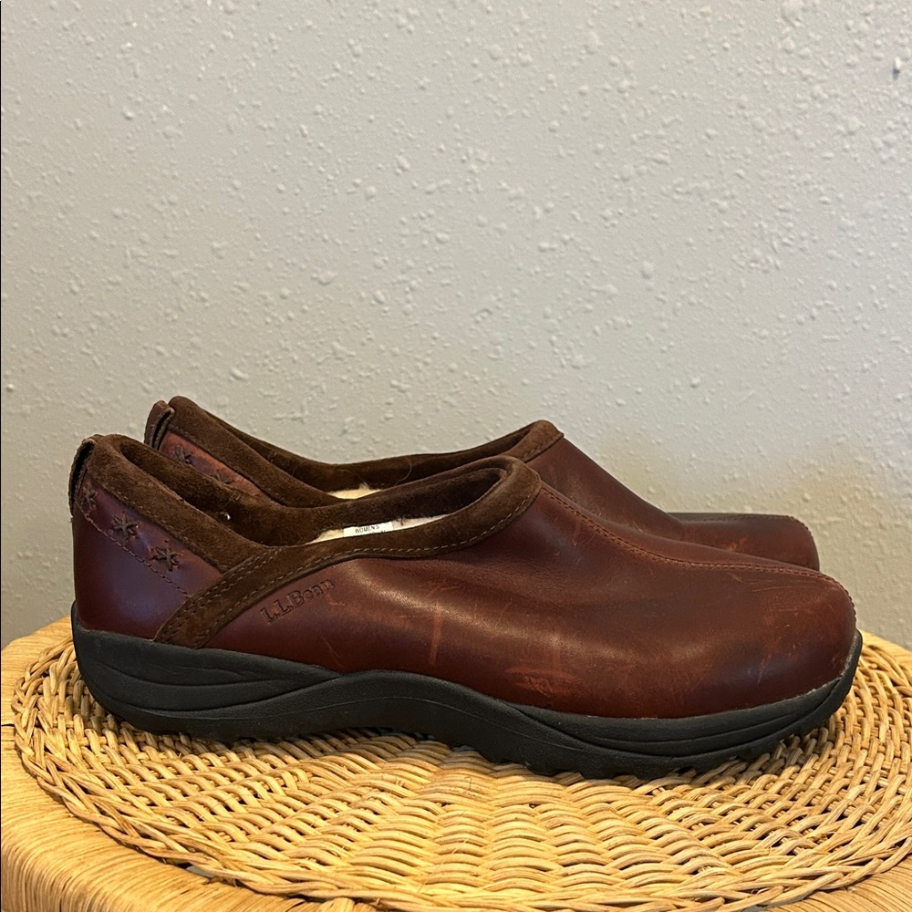 LL Bean Brown Leather‎ Slip-On Clog Slipper Shoes